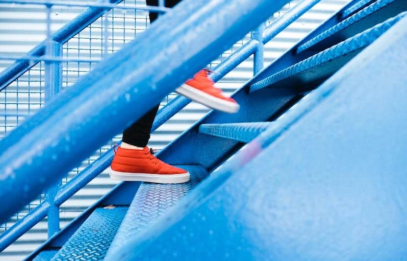 Energy-Recycling Device Make Climbing Stairs Easier