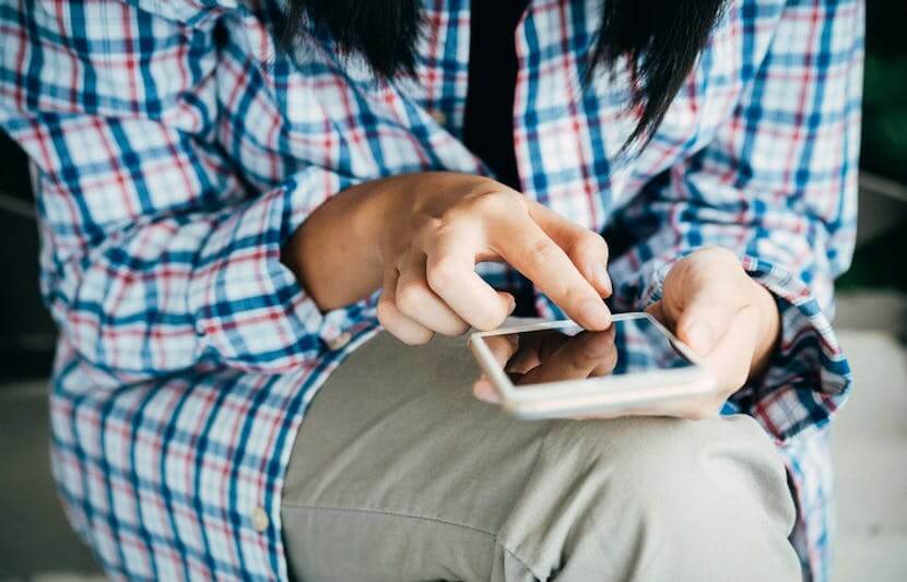 University of Sussex Researchers Pave the Way Towards a Future Sans Broken Smartphone Screens