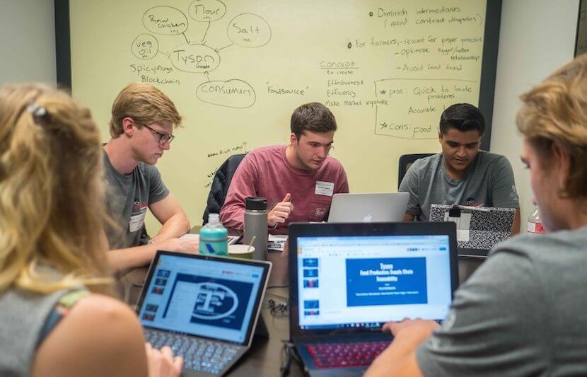 University of Arkansas’ First Blockchain Hackathon Surpasses Expectations