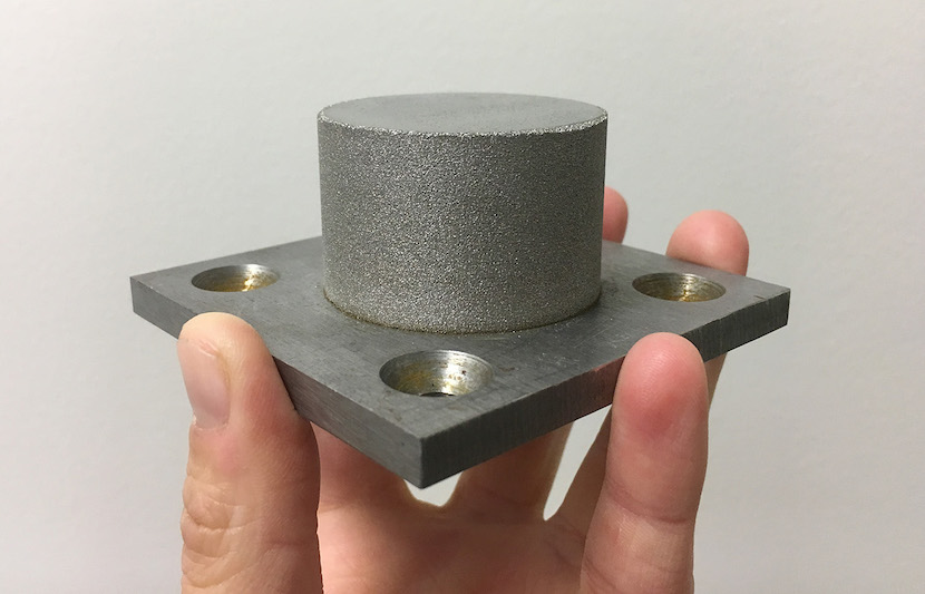Il nuovo metodo di stampa 3D di leghe di vetro metallico apre le porte a motori elettrici più efficienti