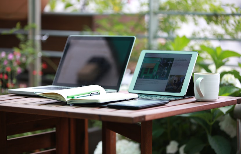 How To Buy the Best Laptops and Electronics for College Students