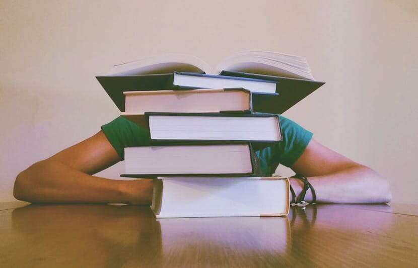 Can Mistakes Help Students Get Better Grades?