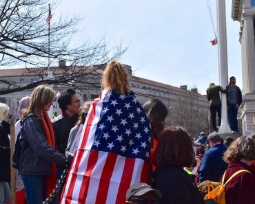 How News Selection Influences Young Voters’ Political Participation