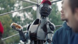 I robot sono protagonisti della pubblicità, ma ingannano gli spettatori sulla tecnologia